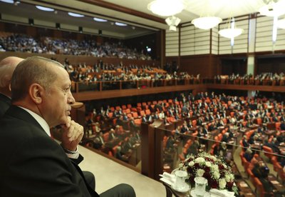 Recepas Tayipas Erdoganas davė prezidento priesaiką