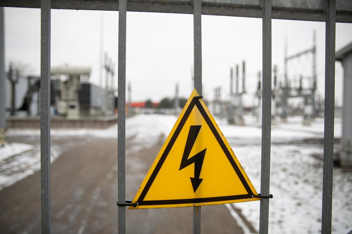 One of power lines between Lithuania and Latvia will be reconstructed