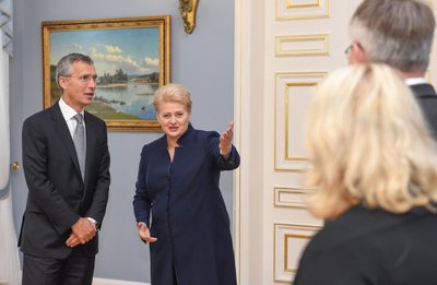 Jensas Stoltenbergas ir Dalia Grybauskaitė