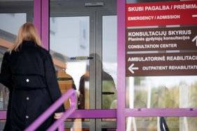 Net su blogais rodikliais nėščiajai eilėje pas gydytoją siūlė laukti pusmetį, nors gimdyti turėjo jau po 2 mėnesių