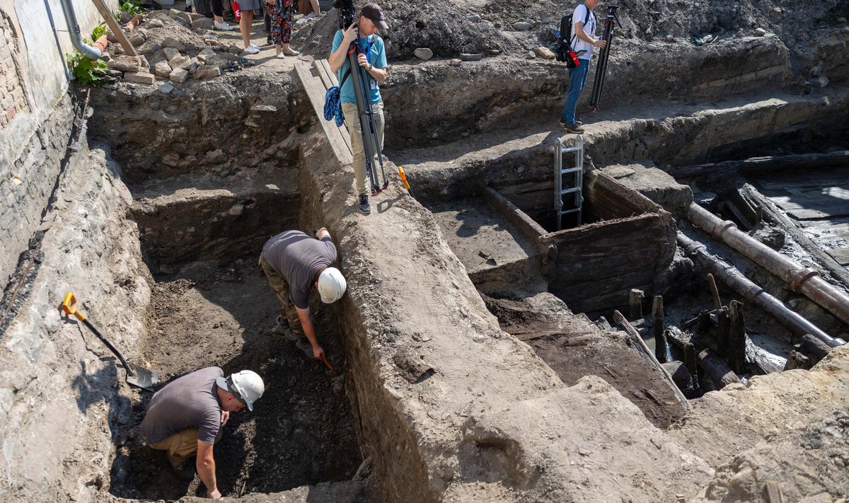 Vilniuje, buvusios areštinės pastato teritorijoje, vykdant archeologinius tyrinėjimus buvo aptikta vertingų radinių.