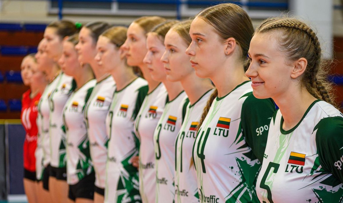 Lietuvos merginų U18 tinklinio rinktinė Graikijoje