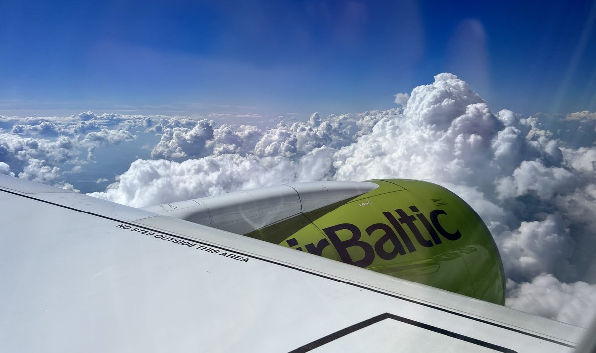 AirBaltic lėktuvas