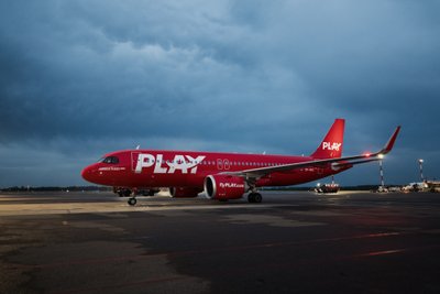 „PLAY airlines“ lėktuvas