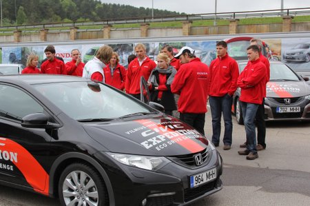 HONDA CIVIC ekspedition Eco Drive Challenge 2012