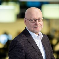 Rimvydas Valatka. Karo draudimas