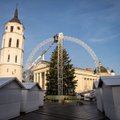 Vilniaus Kalėdų eglė įgijo formą – tapo žaisliuku