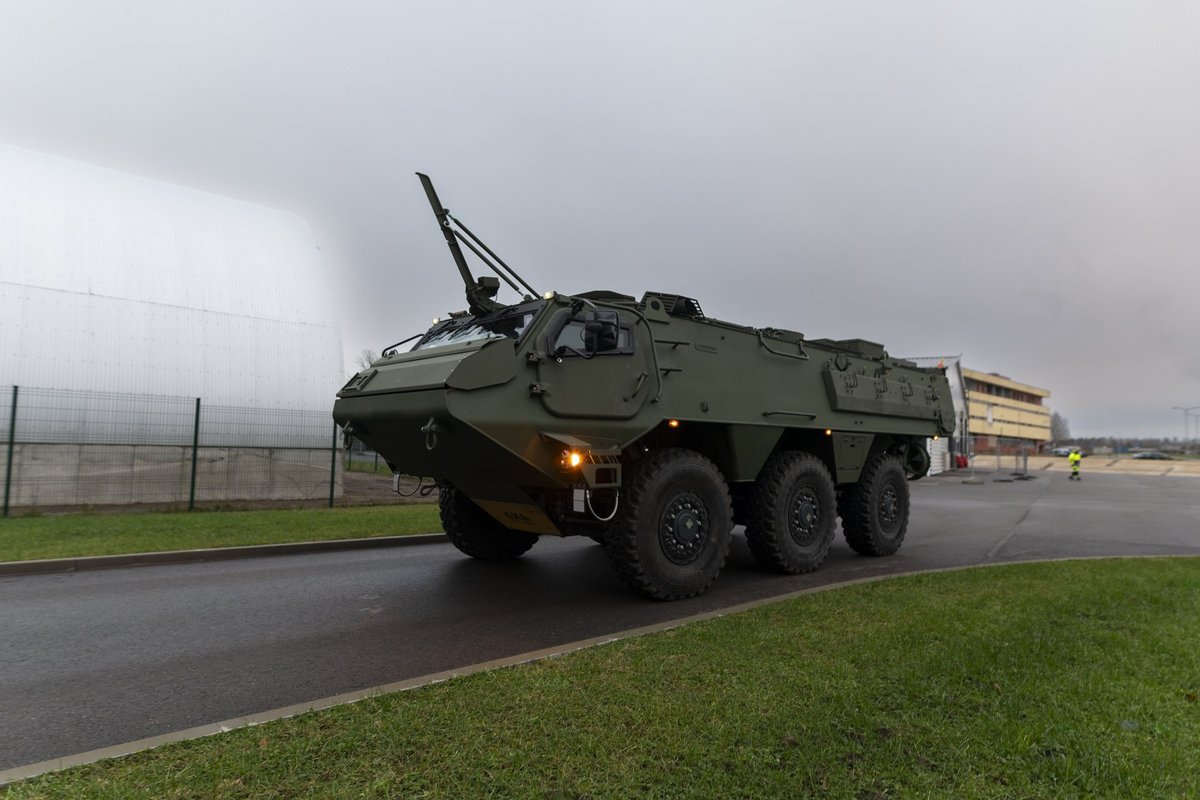 VGT decided to buy 936 Patria armoured vehicles from Finland – Nausėda