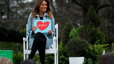 Melanijos Trump kampanijos šūkis – „Būk geriausias“