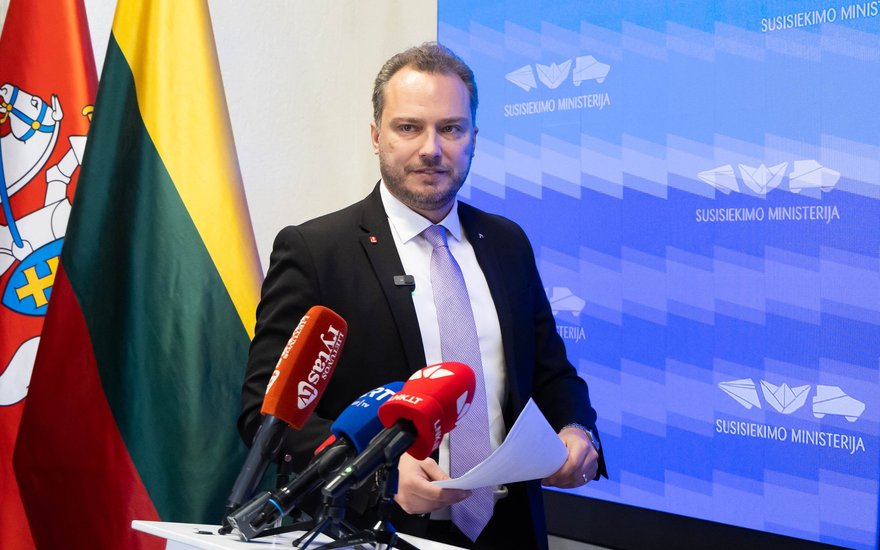 Taminskas dėl kandidatavimo į Vilniaus merus apsispręs lapkričio viduryje Susisiekimo ministras Juras Taminskas teigia dar neapsisprendęs, ar dalyvaus 2027 metų Vilniaus mero rinkimuose. Pasak jo, sprendimas turėtų paaiškėti lapkričio 13–14 dienomis.