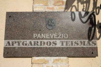 Panevėžio apygardos teismas