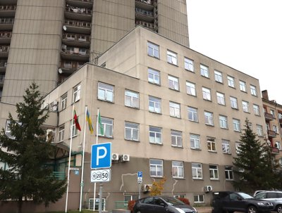 Turto banko aukcione parduodamas penkiaaukštis, esantis prie pat Savanorių pr. žiedo, Geležinio Vilko g. 3A