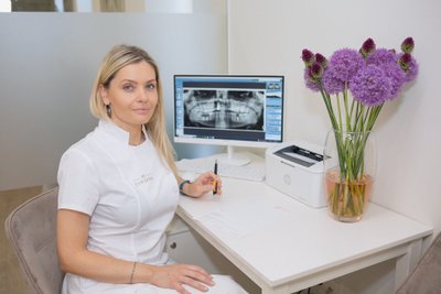 Lina Pauliukonienė, implantologijos ir odontologijos klinikos „Šypsena“ gydytoja odontologė 