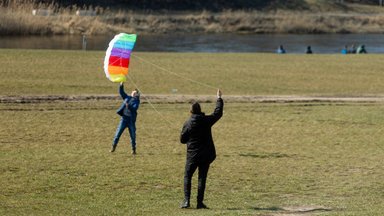 Lietus pasitraukia ir užleidžia vietą vis tikresniam pavasariui: temperatūra maloniai nustebins