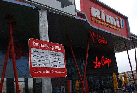 Veža į prekybos centrą Rimi Hypermarket