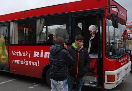 Veža į prekybos centrą Rimi Hypermarket