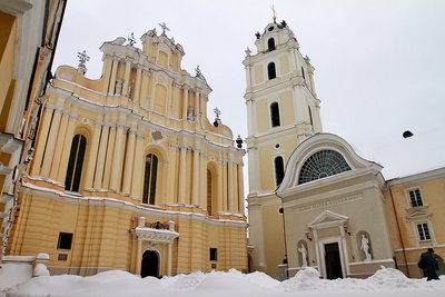 Vilniaus Šv. Jono Krikštytojo ir Šv. Jono apaštalo ir evangelisto bažnyčia