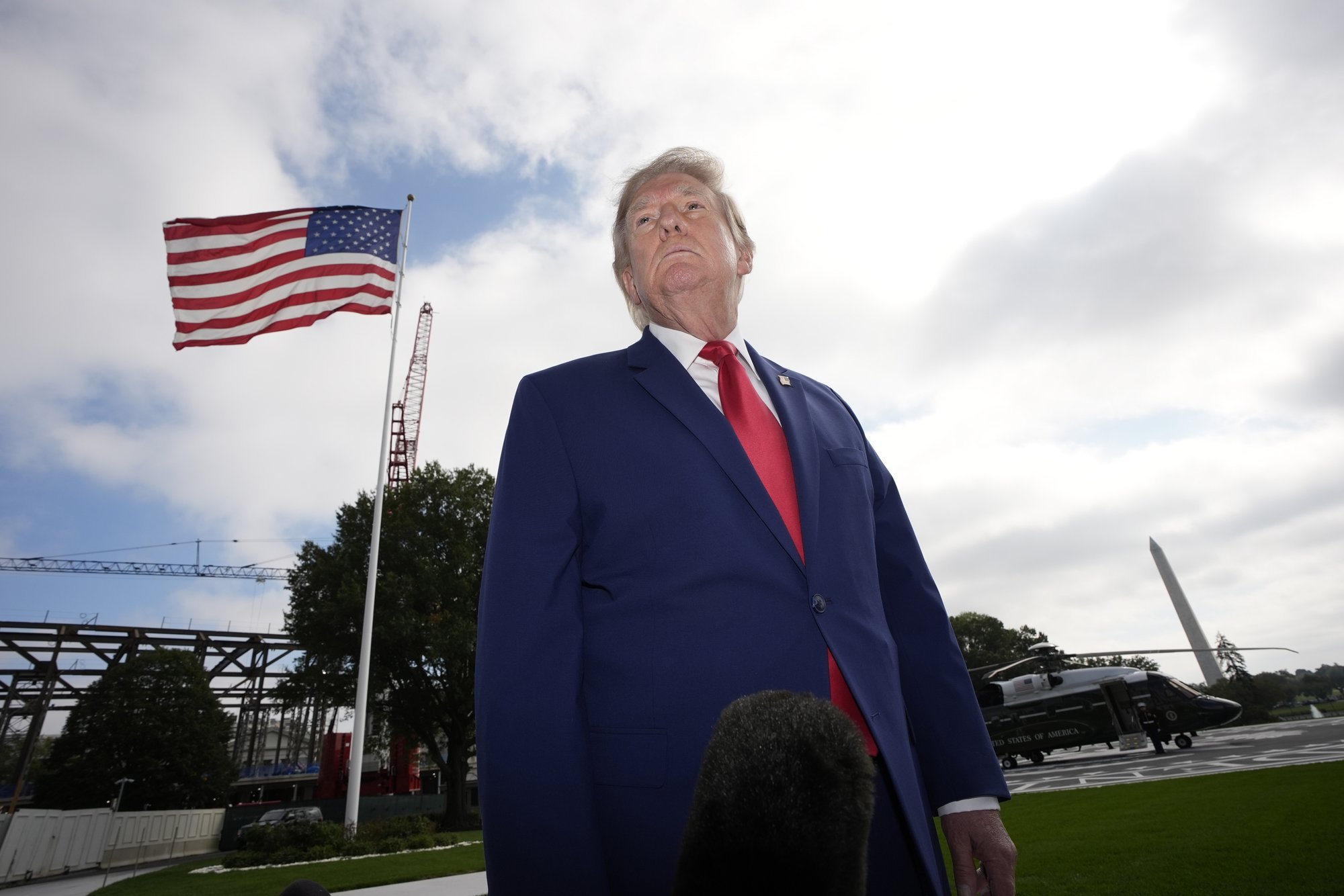 Trumpas savo vardu norėtų pervadinti vandenyną - Delfi