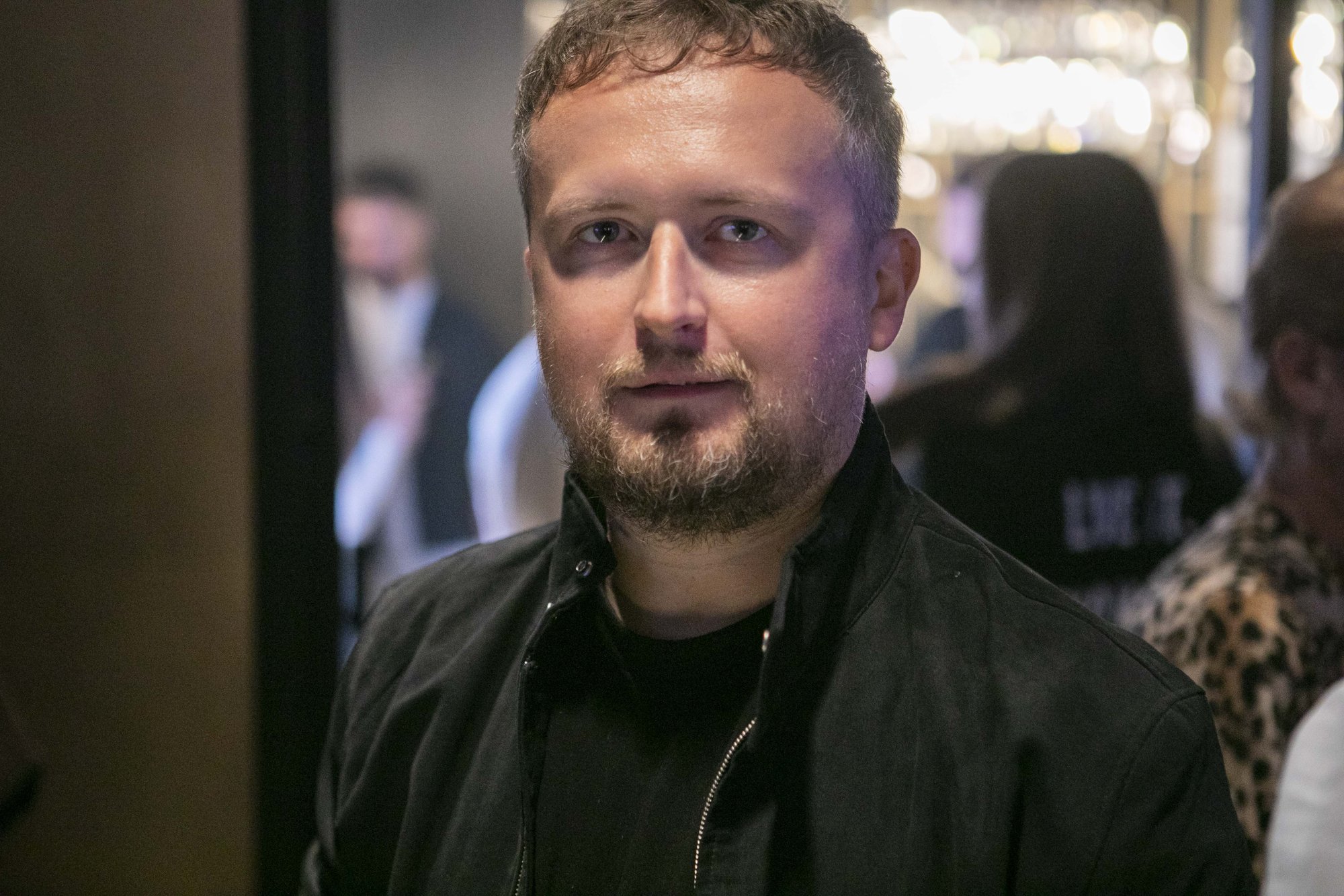 Mantas Katleris – about Panevėžys, school scars, and a surprising secret in the kitchen