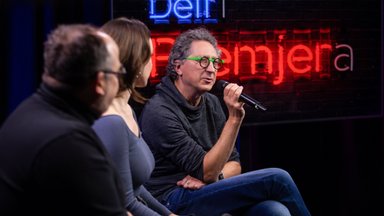 Delfi premjera. Žinomi aktoriai turi sprendimą žmonėms, kuriems pabodo įprastos dovanos: kviečia į juoko kupiną spektaklį