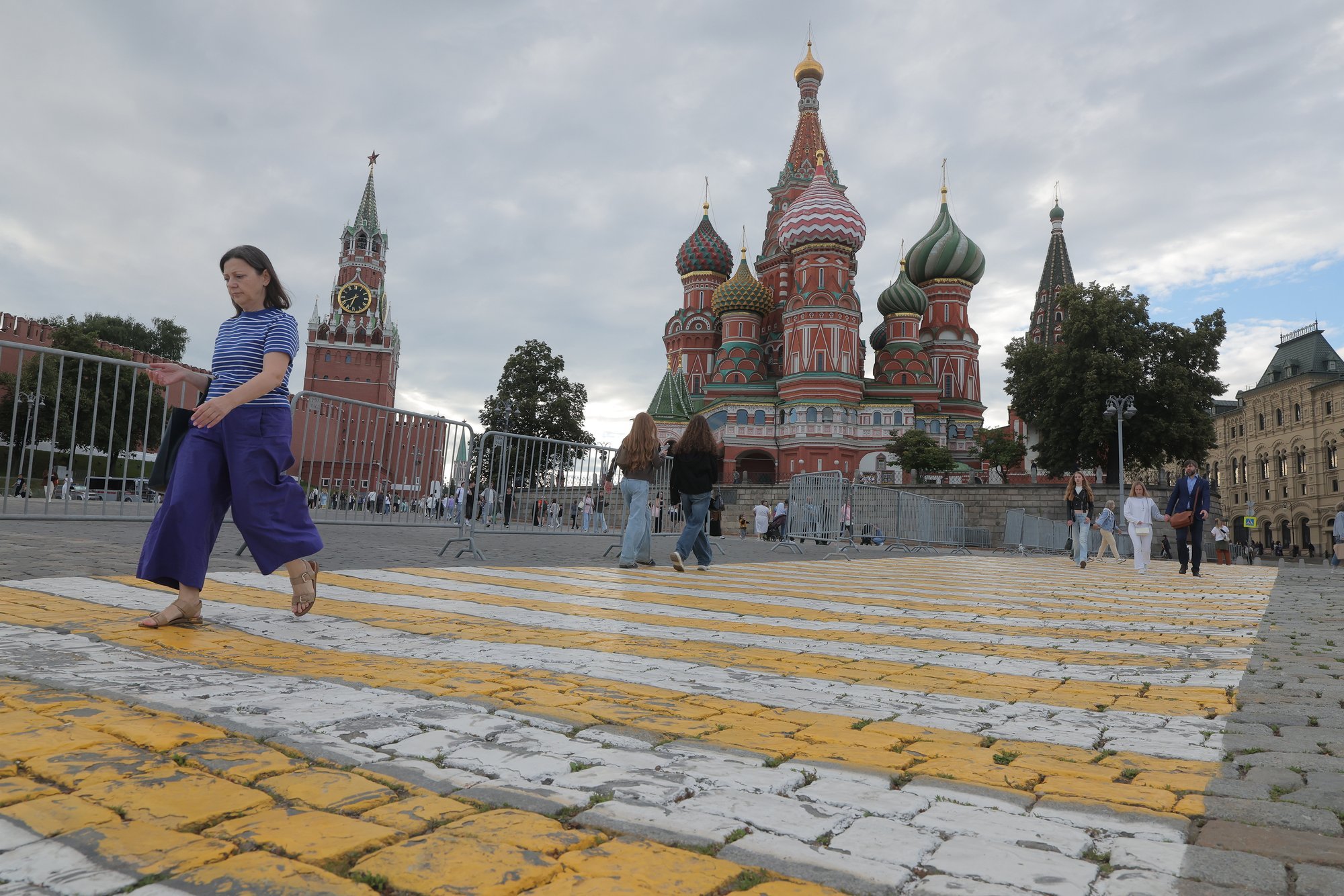 The Independent: West harbors illusions about Russia's future