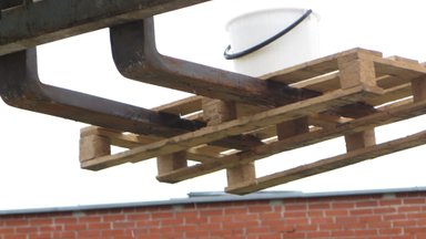 Po įmonės darbuotojų konflikto prireikė medikų: du buvo aptalžyti mini krautuvu