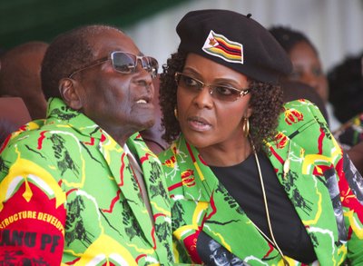 Robertas Mugabe, Grace Mugabe