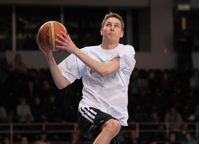 MKL dėjimų į krepšį čempionas Martynas Varnas