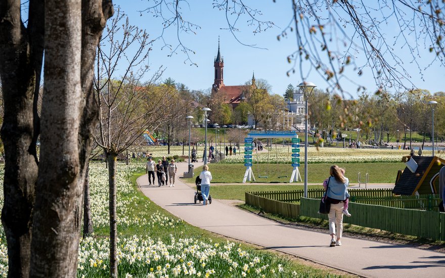Druskininkų kultūros ir kongresų rūmai nuo šiol vadinsis kitu vardu Nekilnojamojo turto plėtros bendrovė "Citus" ir Druskininkų savivaldybė pradeda ilgalaikį bendradarbiavimą. Pagal pasirašytą rėmimo susitarimą, Druskininkų kultūros ir kongresų rūmai nuo šiol vadinsis "Citus" vardu.