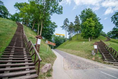 Piliakalniai aplink Kauną