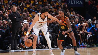 NBA pusfinalių starte fenomenalus Jokičius apvogė „Thunder“, o čempionai krito prieš „Knicks“