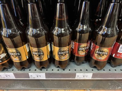 Alus prekyboje pirmadienio rytą