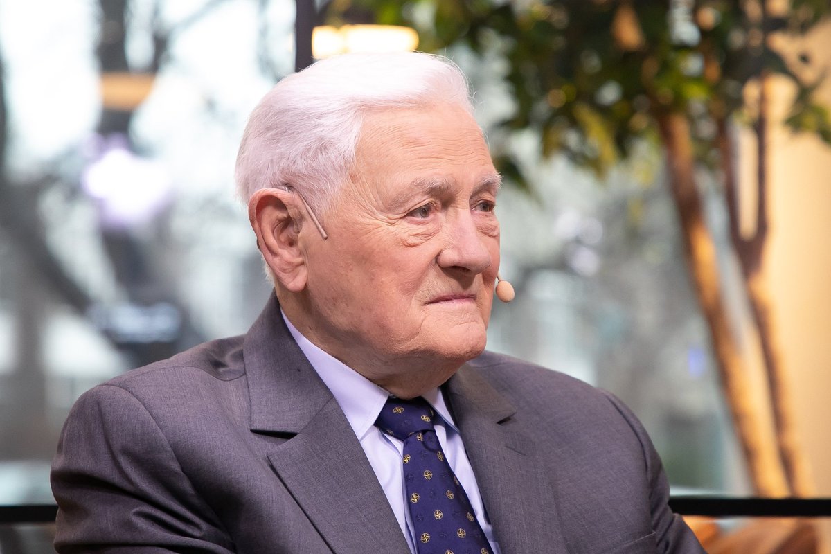 Adamkus named laureate of the European Order of Merit