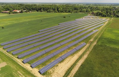 Saulės elektrinių parkas Gropiškiuose