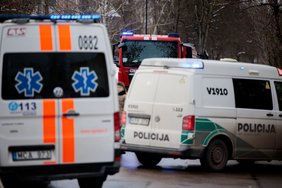 Kaune kilo gaisrai dviejuose daugiabu?iuose, medik? rankose – dvi moterys