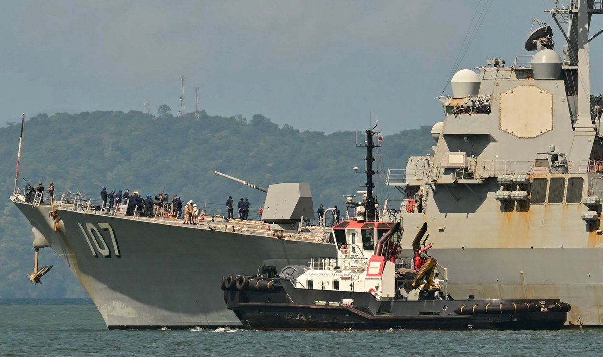 JAV karo laivas stovėjęs per šūvio atstumą nuo Venesuelos išplaukė iš