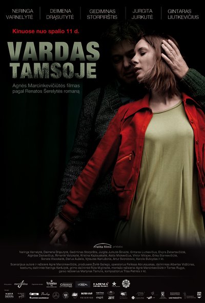 Filmo "Vardas tamsoje" plakatas