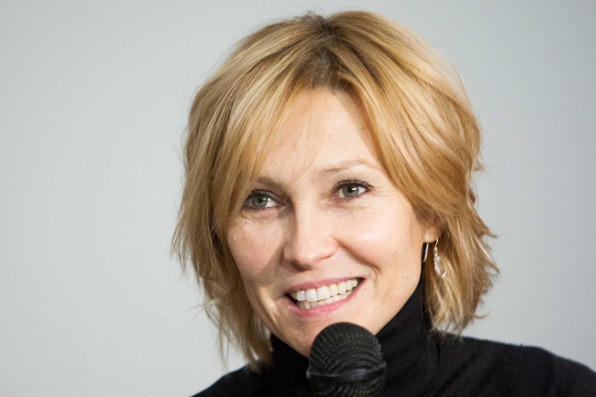 Жыныстық қатынастан оргазм көрсететін әдемі онлайн порно