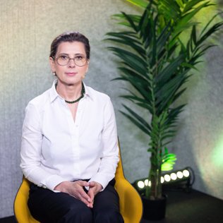 Sveiki gyvi. Geria ir rūko, bet gyvena ilgiau už sveikuolį – gydytoja atsakė, kas tai nulemia