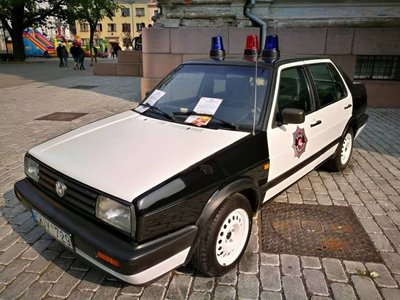 Istorinis policijos automobilis "Volkswagen Jetta" atgimė naujam gyvenimui