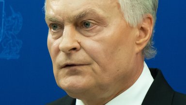 Nausėda criticises decision to spend nearly EUR 48,000 on party for Defence Ministry staff