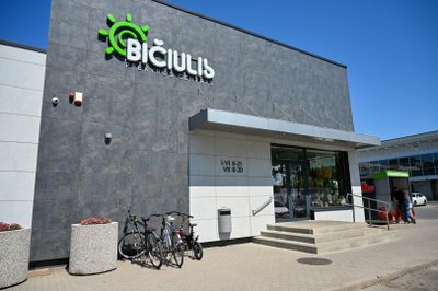 Prekybos centras „Bičiulis“