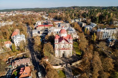 Šv. Apaštalų Petro ir Povilo bažnyčia