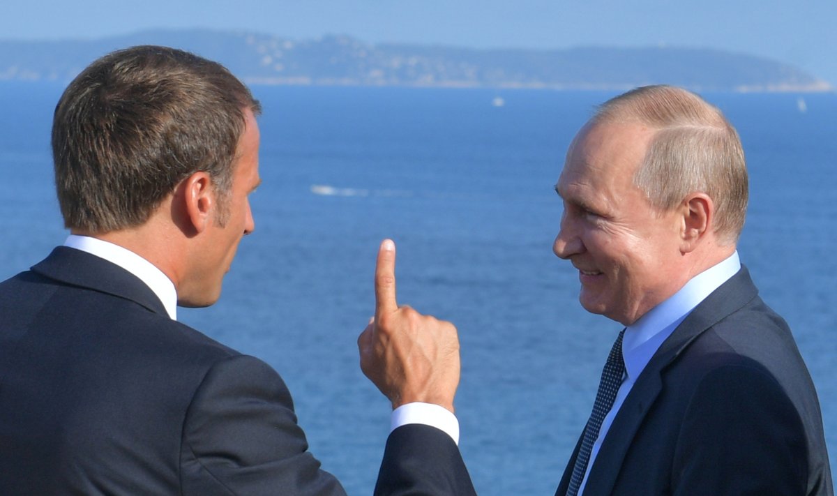 Emmanuelis Macronas, Vladimiras Putinas