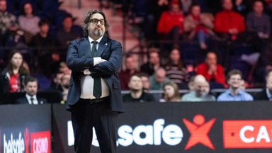 Trinchieri teigė apsaugojęs dalį Wongo atlyginimo: tai būtų pasaulio rekordas