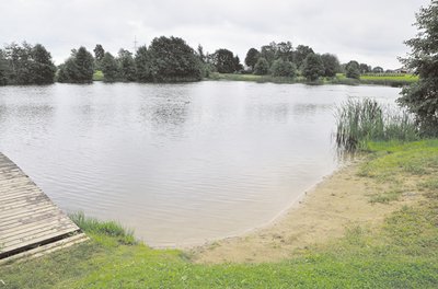 Klibių tvenkinyje aptikta mikrobiologinė tarša viršijo leistiną normą.