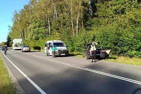 Kėdainių rajone – stiprus dviejų automobilių susidūrimas, vairuotoja nuvežta į ligoninę