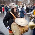 В Вильнюсе прогоняли зиму: сотни людей собрались на Масленицу