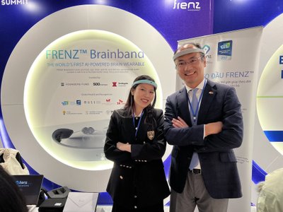 FRENZ Brainband sakosi, kad gali stimuliuoti jūsų smegenis, remiantis tiksliais neurogrįžtamojo ryšio signalais, naudojant moksliškai įrodytus miego gerinimo metodus