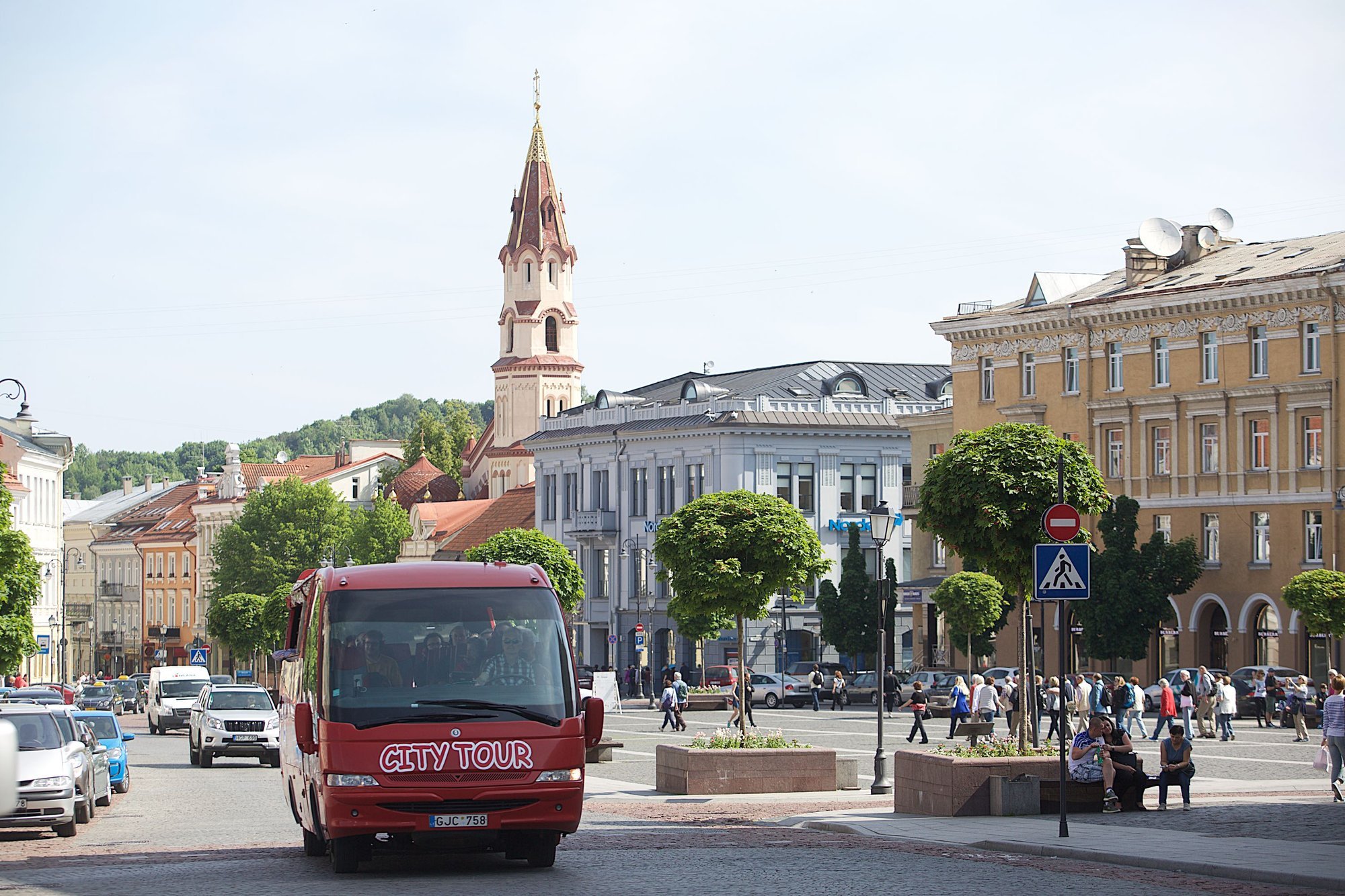 Užsienio turistai vis sparčiau grįžta į Lietuvą: ko jie čia tikisi, ir ...